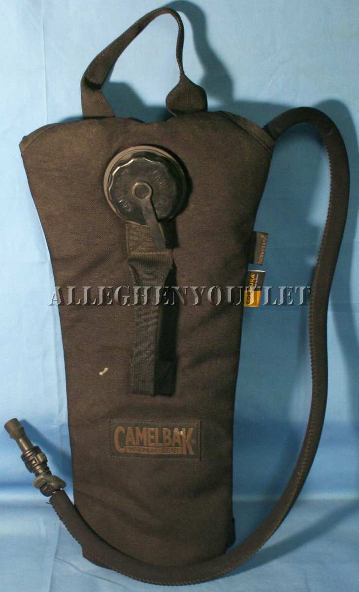 USGI Military Camelbak MOLLE II 2L HYDRATION PACK System w/ Bladder